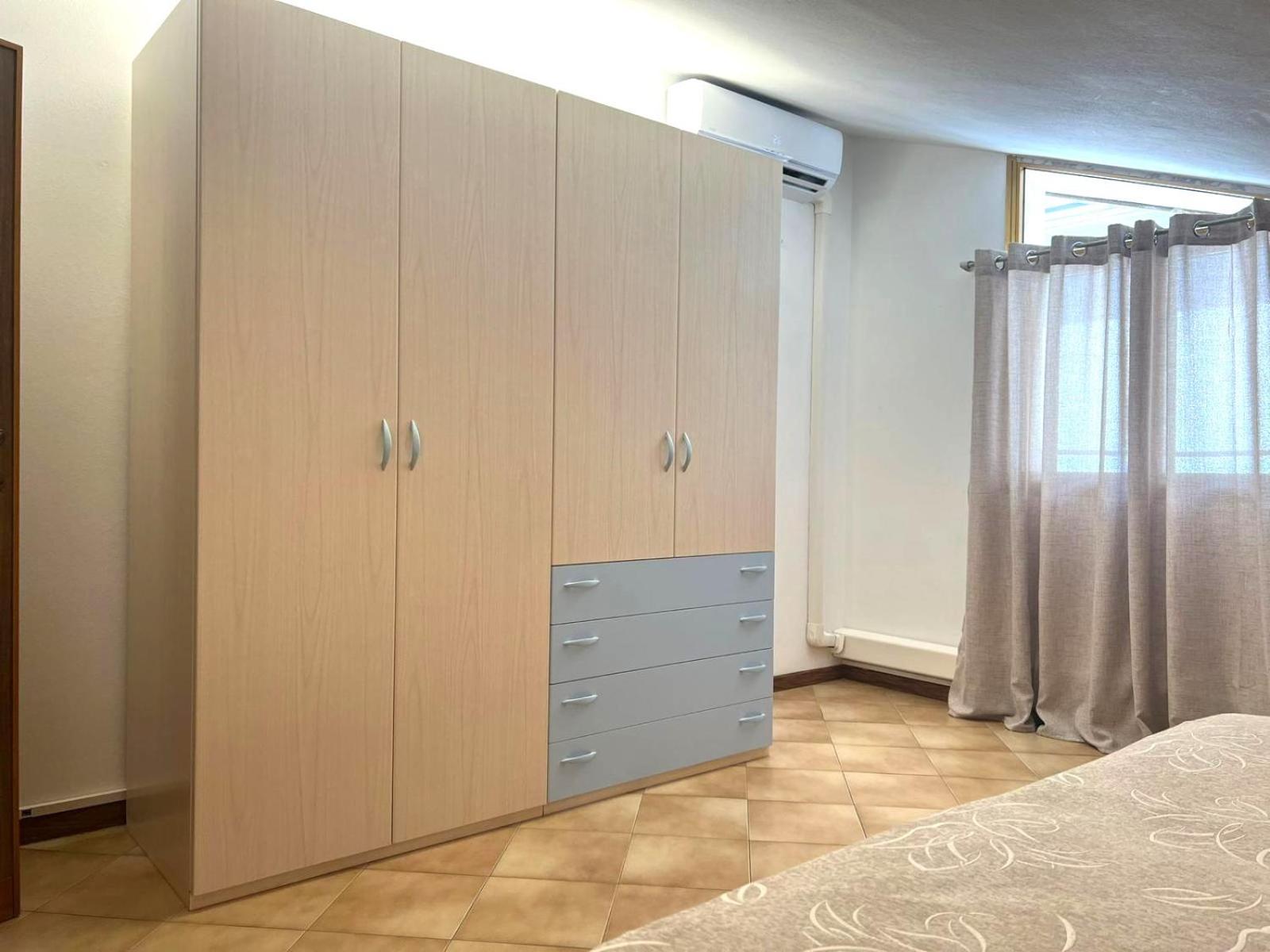 Adria Holiday Family Apartments: Beachside Comfort in Jesolo Exterior photo